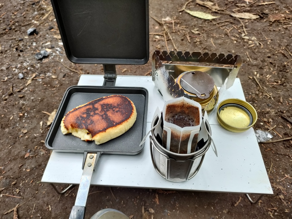 SOTO　ローテーブル　キャンプ飯　朝食